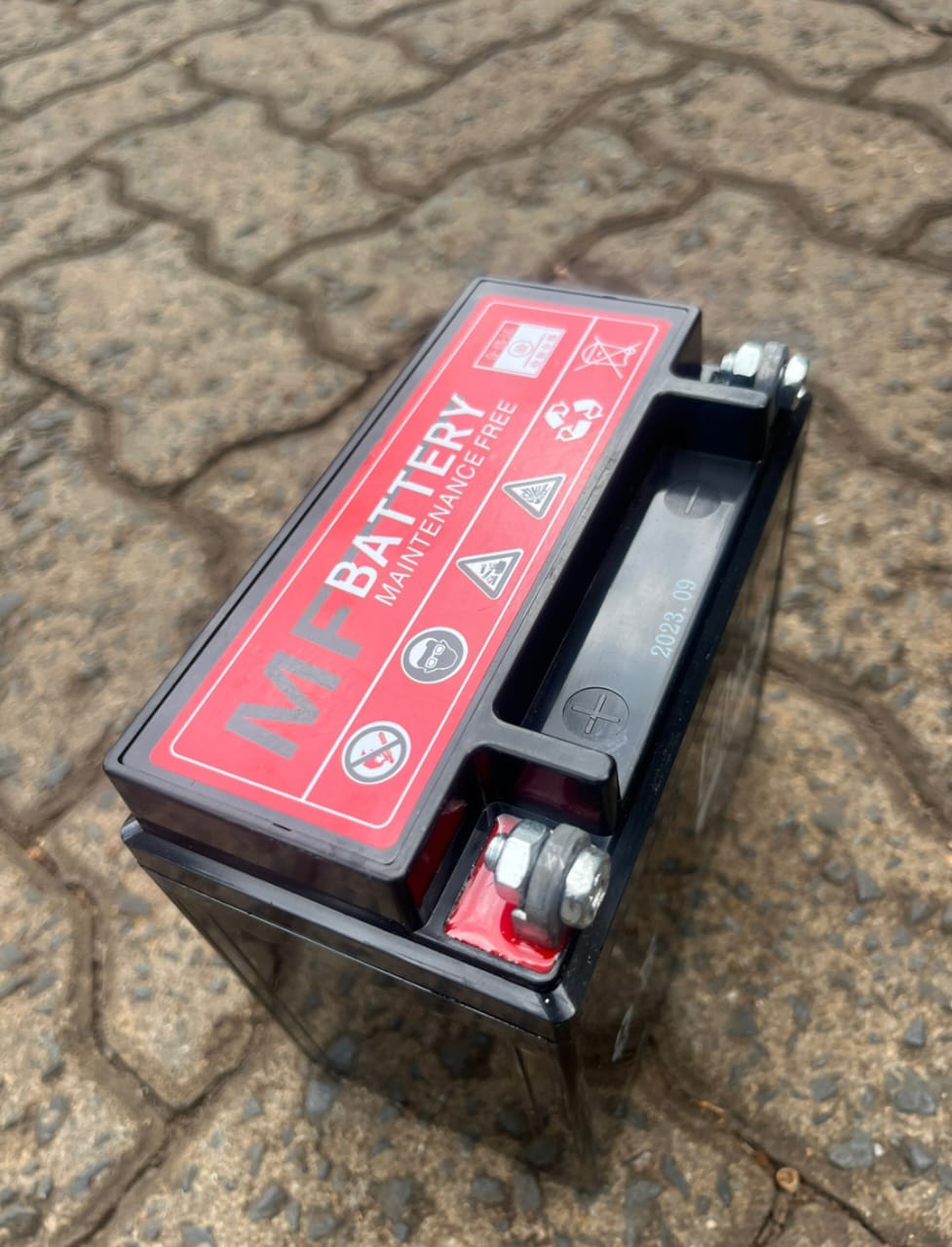 TEKKEN 250 BATTERY 12N9L-BS